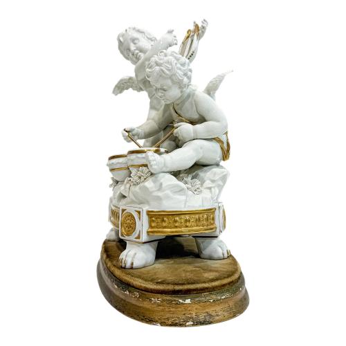 FIGURA EN PORCELANA ALGORA DEL ÚLTIMO TERCIO DE S. XX 