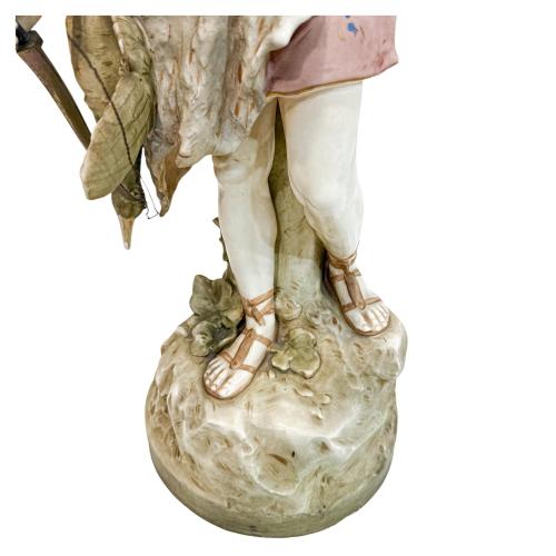FIGURA DE PORCELANA AUSTRÍACA DEL PRIMER TERCIO DE SIGLO XX