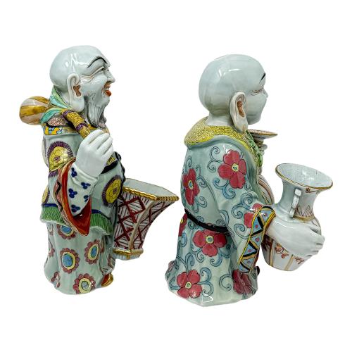PAREJA DE FIGURAS DE PORCELANA CHINA DE MEDIADOS DE S. XX