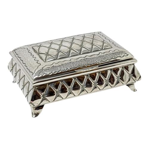 CAJA JOYERO EN PLATA DE MEDIADOS DE SIGLO XX