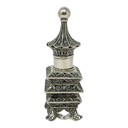 TARRO EN FORMA DE PAGODA DE PLATA DE MEDIADOS DE SIGLO XX