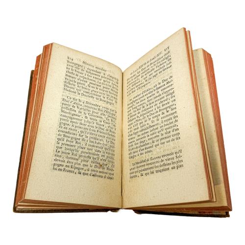 CUATRO LIBROS DE HISTORIA FRANCESA DE FINALES DEL SIGLO XVII
