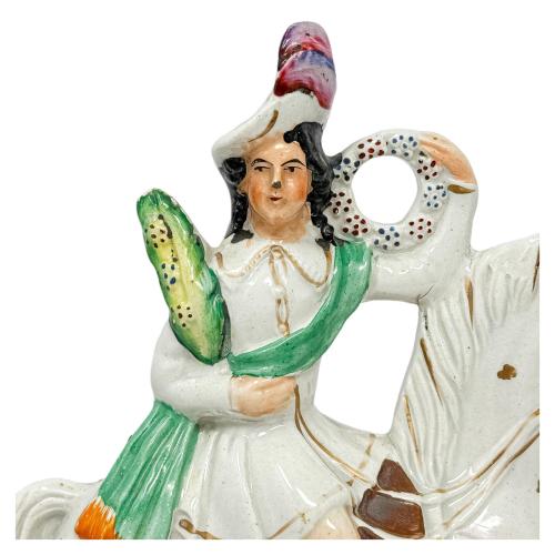 FIGURA DE LOZA STAFFORDSHIRE DE FINALES DE SIGLO XIX
