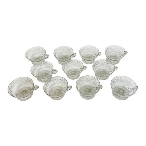 CONJUNTO DE 11 TACITAS EN CRISTAL DE MEDIADOS DEL S.XX