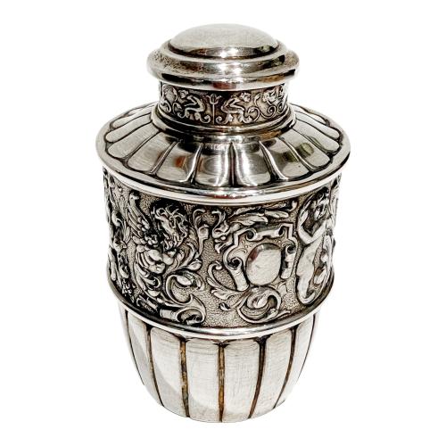 PEQUEÑO TARRO EN PLATA DE MEDIADOS DEL S.XX