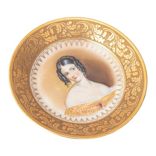 PLATITO EN PORCELANA FRANCESA DE LA SEGUNDA MITAD S.XX