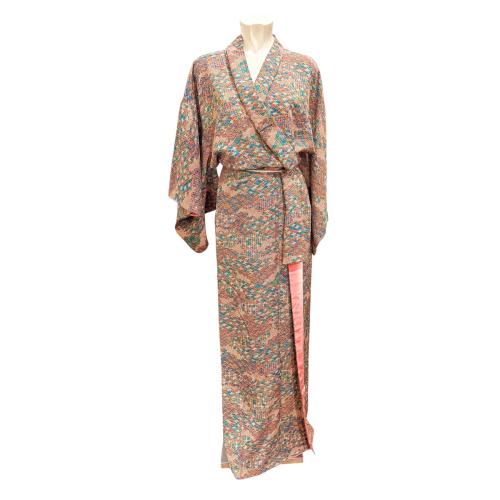 KIMONO JAPONÉS DEL ÚLTIMO CUARTO DEL S.XX