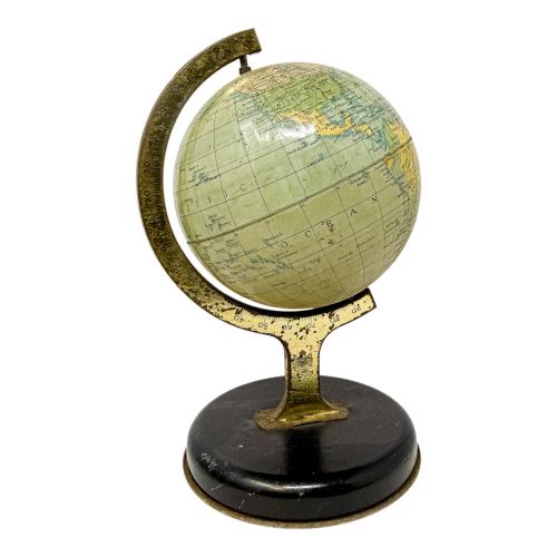 GLOBO TERRAQUEO DE MEDIADOS DE SIGLO XX