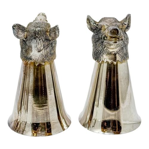 CONJUNTO DE VASOS EN METAL DEL ÚLITMO CUARTO DEL S.XX