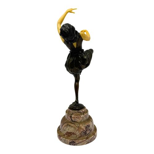 FIGURA DEL PRIMER TERCIO DEL S.XX