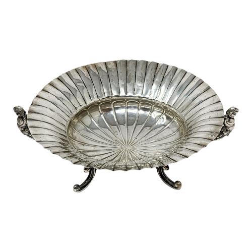 CENTRO DE MESA EN PLATA DE MEDIADOS DEL S.XX