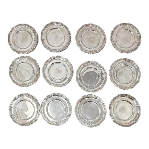 CONJUNTO DE PLATOS PARA PAN EN PLATA DEL ÚLITMO CUARTO S.XX