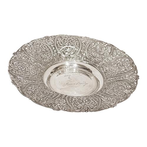 CENTRO DE MESA EN PLATA DE MEDIADOS DEL S.XX