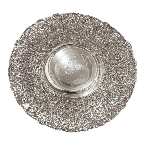 CENTRO DE MESA EN PLATA DE MEDIADOS DEL S.XX