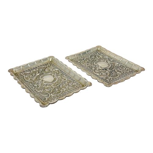 DOS SALVILLAS EN PLATA DEL ÚLTIMO TERCIO S.XX