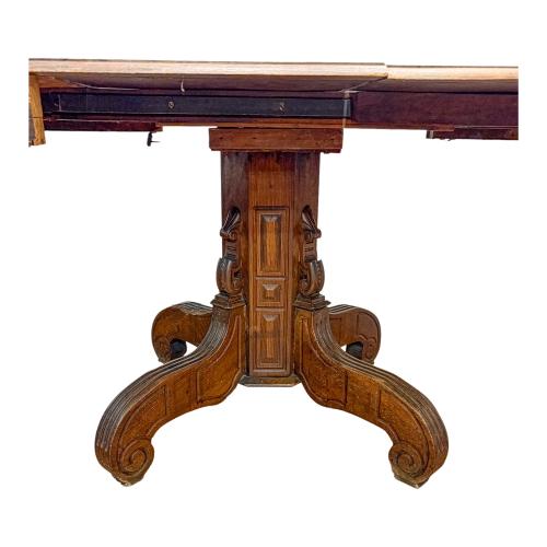 MESA DE COMEDOR DEL ÚLTIMO CUARTO DE SIGLO XIX