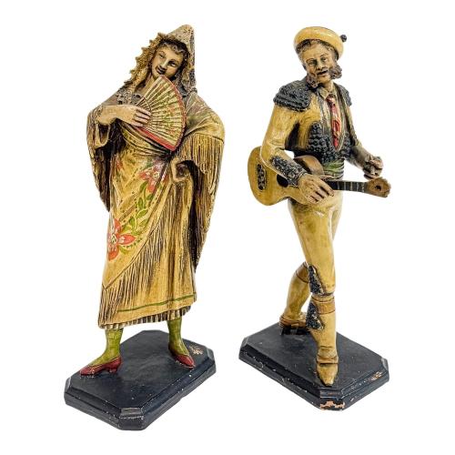 PAREJA DE FIGURAS EN TERRACOTA  DE LA PRIMERA MITAD DE S. XX