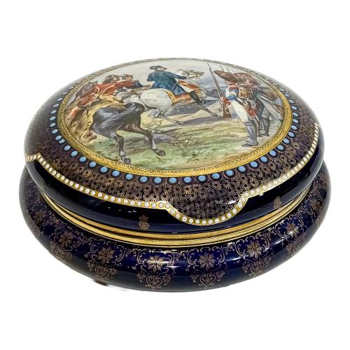 CAJA BOMBONERA DE PORCELANA FRANCESA S, XX