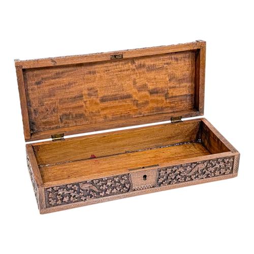 CAJA INDONESIA DE MEDIADOS DEL S.XX