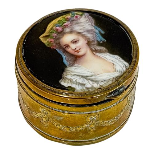 CAJA FRANCESA CIRCA 1900