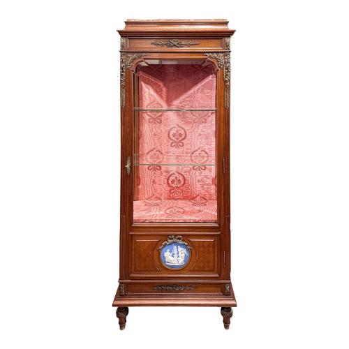 MUEBLE VITRINA DEL PRIMER TERCIO DEL S.XX