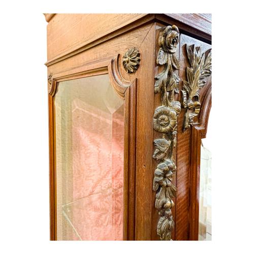 MUEBLE VITRINA DEL PRIMER TERCIO DEL S.XX