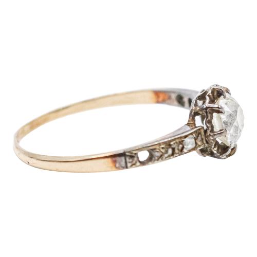 SORTIJA SOLITARIO CON DIAMANTE, DE PPS. DEL S.XX