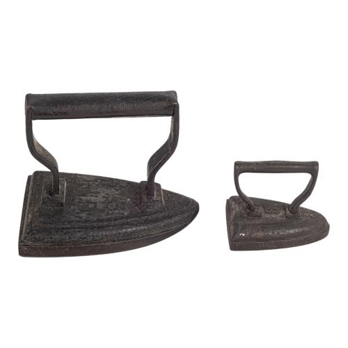 PLANCHAS LOTE CINCO PLANCHAS DE HIERRO COLADO S. XIX
