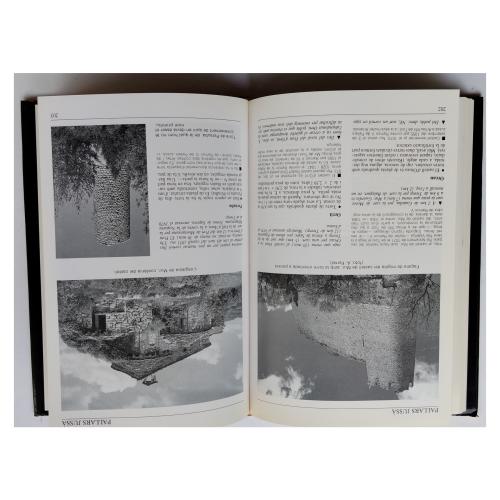 CUATRO LIBROS SOBRE CASTILLOS Y TORRES DE DEFENSA
