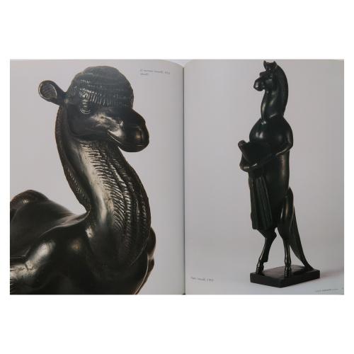 CUATRO LIBROS-CATÁLOGO SOBRE ESCULTURA CATALANA
