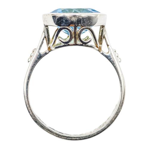 ANILLO CON TOPACIO AZUL