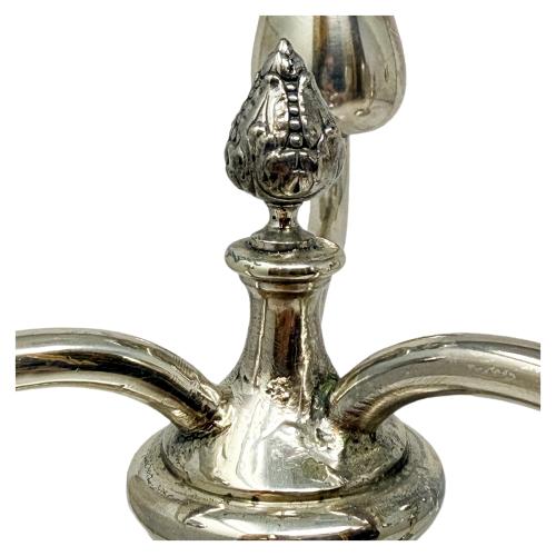 PAREJA DE CANDELABROS DEL PRIMER TERCIO DE S. XX