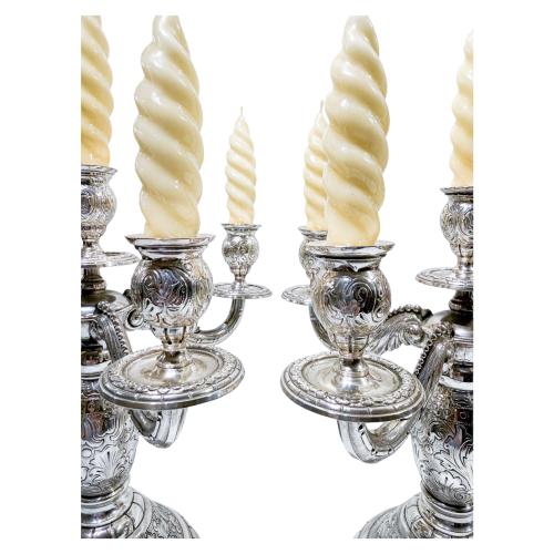 PAREJA DE CANDELABROS EN PLATA DE LOS AÑOS 30-40