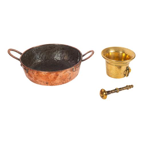 LOTE DE CALDERO, CAZO, OLLA Y MORTERO DEL SIGLO XIX