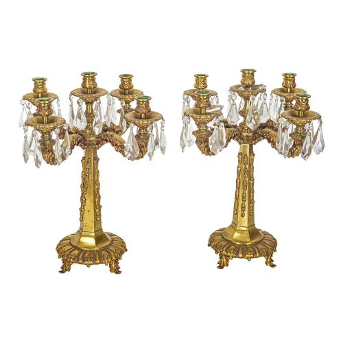 PAREJA DE CANDELABROS DEL PRIMER TERCIO DEL S.XX