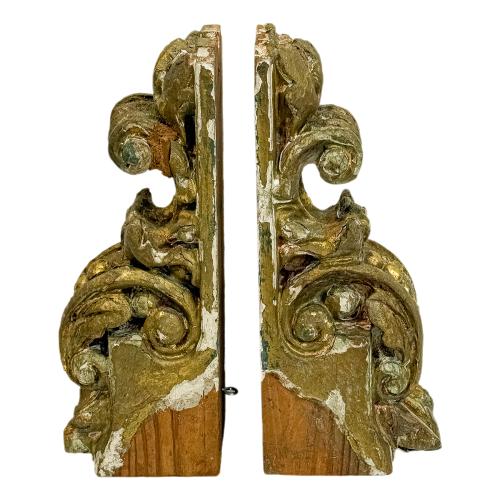 PAREJA DE TALLAS DECORATIVAS DEL SIGLO XVIII
