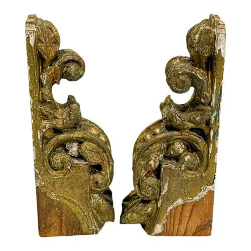 PAREJA DE TALLAS DECORATIVAS DEL SIGLO XVIII