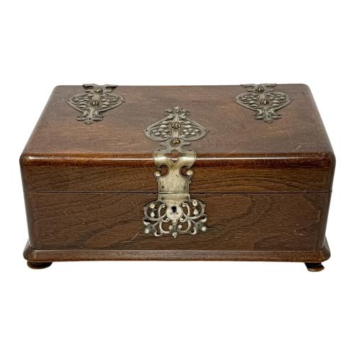 GRAN CAJA DE FINALES DEL S.XIX