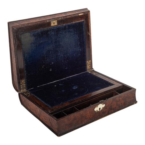 CAJA ESCRIBANIA DE FINALES DEL S. XIX