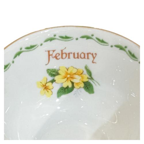 VAJILLA INGLESA "FINE ROYAL PORCELAIN"