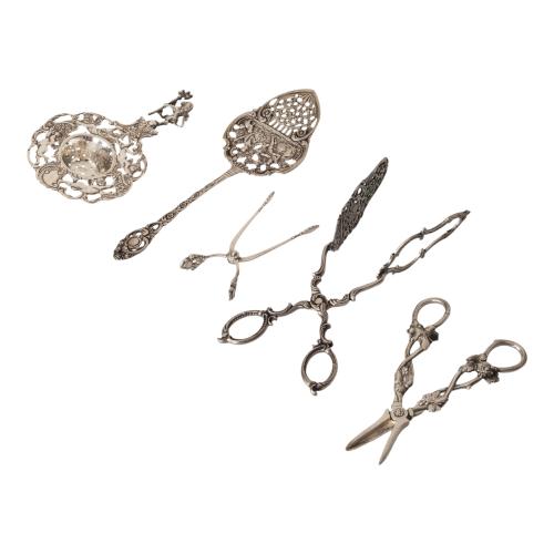 CONJUNTO DE PIEZAS DE PLATA DE MEDIADOS DE S. XX