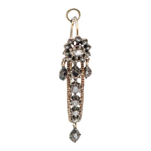 PENDIENTES MEDIA CRIOLLA CON DIAMANTES DE PPS. DEL S.XIX