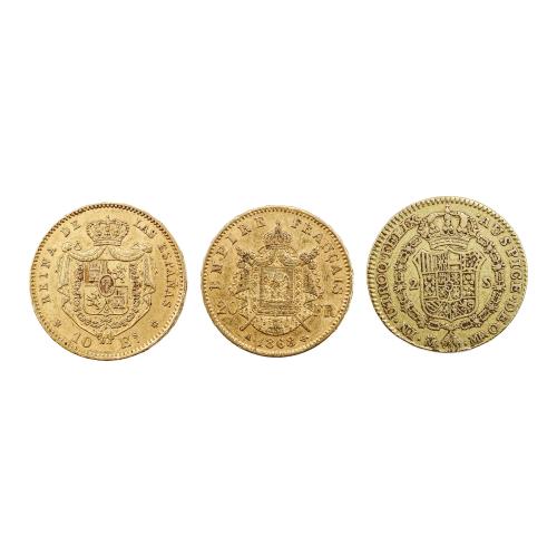 TRES MONEDAS DE ORO