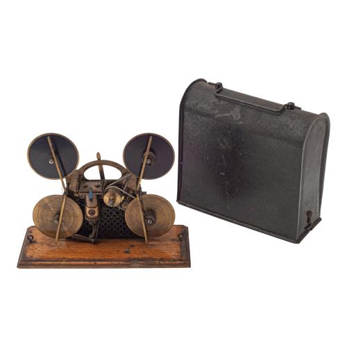 TRUCADORA DE PELICULAS "PATHE BABY" PRIMER CUARTO DEL S. XX