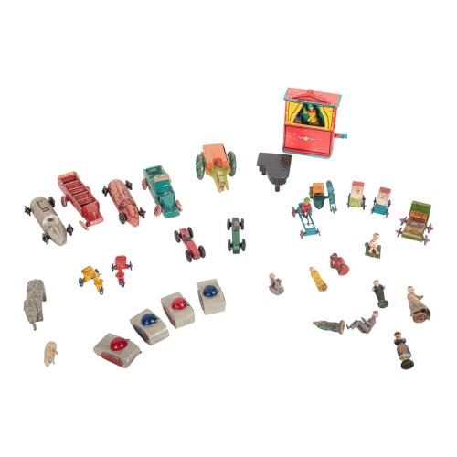 CONJUNTO DE PEQUEÑOS JUGUETES DE LOS AÑOS 50 