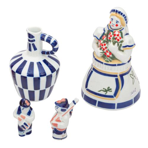 CONJUNTO DE PIEZAS DE PORCELANA DE SARGADELOS