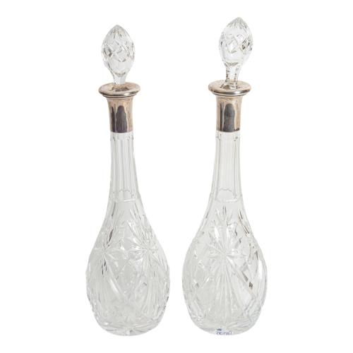 PAREJA DE BOTELLAS LICORERAS, DE LOS AÑOS 30