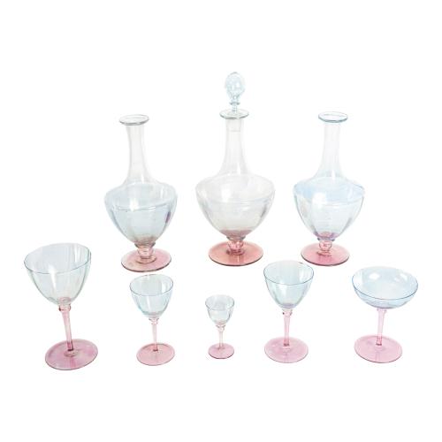 CONJUNTO DE COPAS Y BOTELLAS SEGUNDO TERCIO DEL SIGLO XX