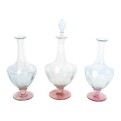 CONJUNTO DE COPAS Y BOTELLAS SEGUNDO TERCIO DEL SIGLO XX