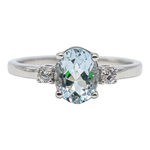 ANILLO CON AGUAMARINA Y DIAMANTES